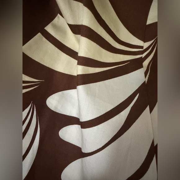 White House Black Market Brown and Cream A-Line Skirt - Picture 3 of 7